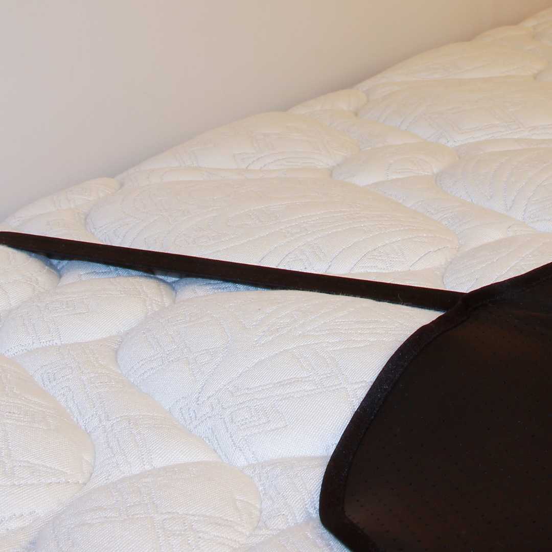 Large Earthing Mat - For use on Queen to Cali - King 140x160cm - GroundedKiwi.nzBedding Beddingadd onbed sheetdouble