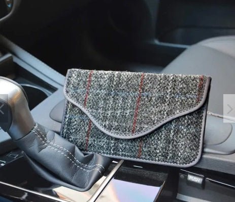 Faraday Shield pouch - RFID GPS FOB Signal Blocking Privacy bag for Phones, FOBS, cards - GroundedKiwi.nz bagblockingclutch