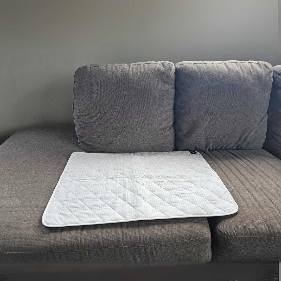 Earthing Quilted Pad - Compact 50x70cm Size Ideal for Sofa, Chair, and Floor - GroundedKiwi.nzThrow pad Throw padadd onbedblanket