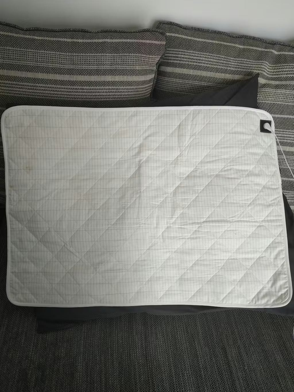 Earthing Quilted Pad - Compact 50x70cm Size Ideal for Sofa, Chair, and Floor
