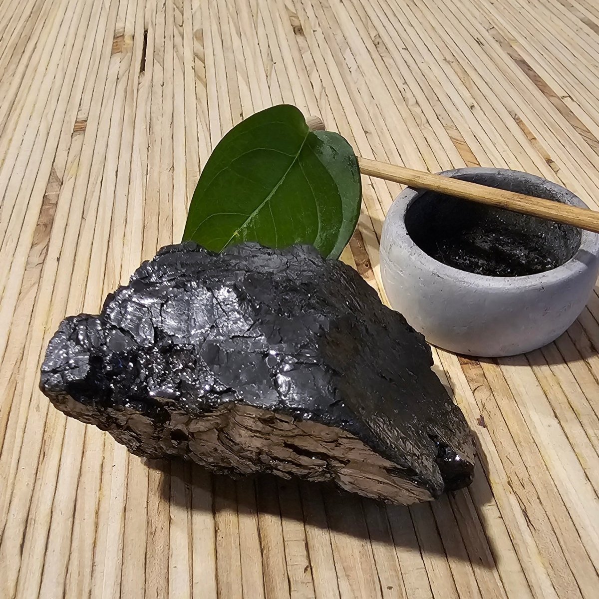 Rare One - Piece Nugget - LARGE COLLECTORS PEICE #3 - 136.9 grams - GroundedKiwi.nz air travelcarchunk