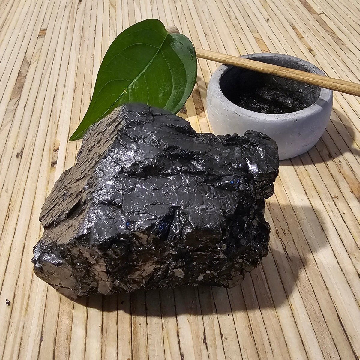 Rare One - Piece Nugget - LARGE COLLECTORS PEICE #3 - 136.9 grams - GroundedKiwi.nz air travelcarchunk