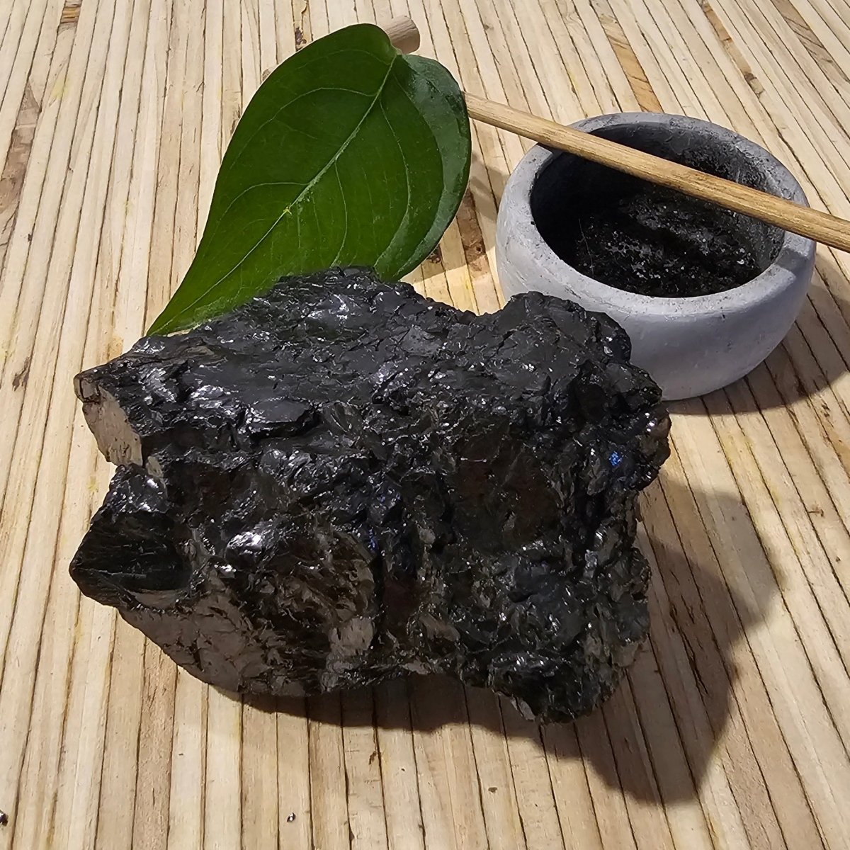 Rare One - Piece Nugget - LARGE COLLECTORS PEICE #3 - 136.9 grams - GroundedKiwi.nz air travelcarchunk