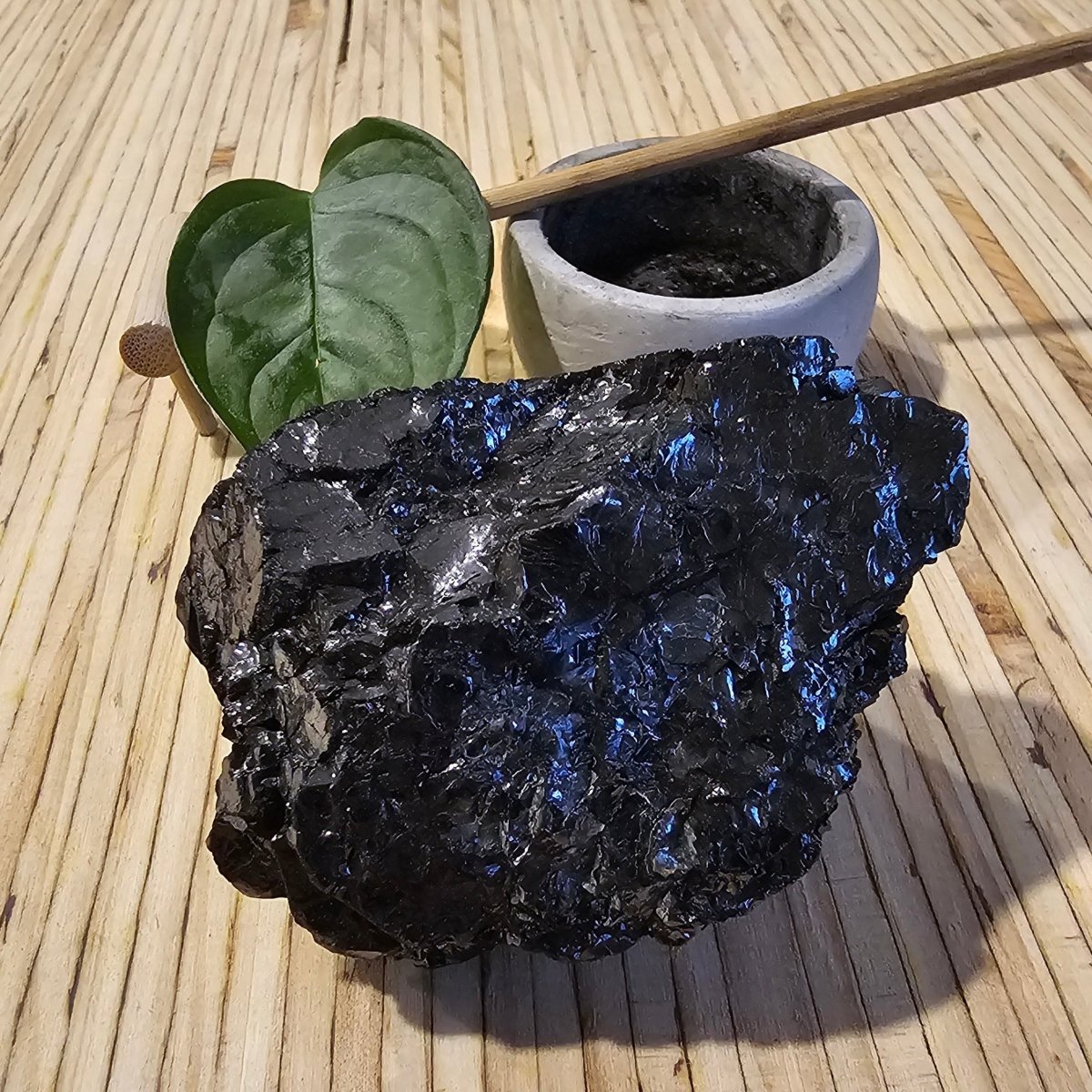 Rare One - Piece Nugget - LARGE COLLECTORS PEICE #4 - 111.5 grams - GroundedKiwi.nz air travelcarchunk