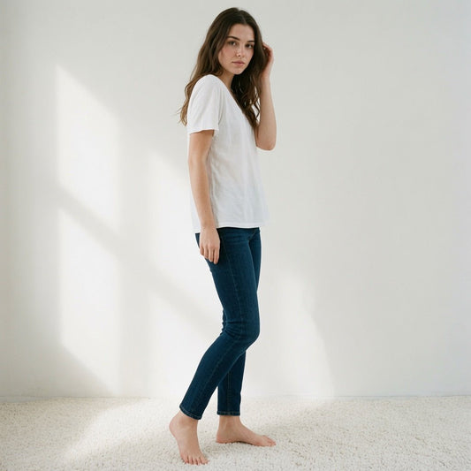 SCRT™ Guardian EMF Shielding Women's T-Shirt: Embrace Protection in Style - GroundedKiwi.nz blockingemfemfs
