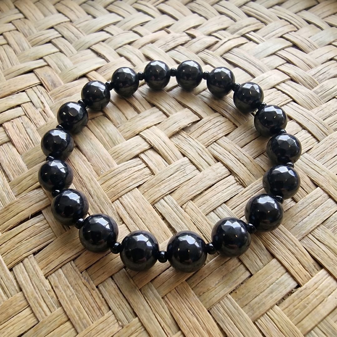 Shungite Stone Bracelet with 8mm Beads - GroundedKiwi.nzBracelet Bracelet5ganit radiationbracelet