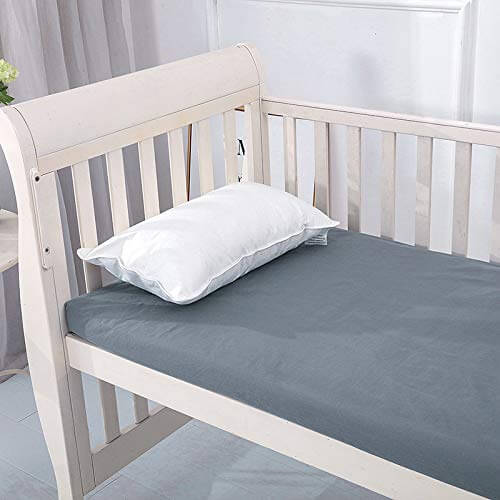 Earthing fitted baby cot sheet 131cm X 69cm - GroundedKiwi.nz