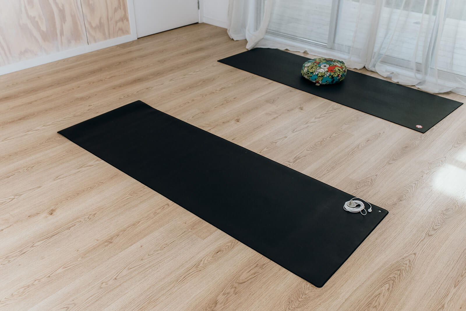 Earthing Yoga, meditation and fitness mat 61cm x 183cm - GroundedKiwi.nz