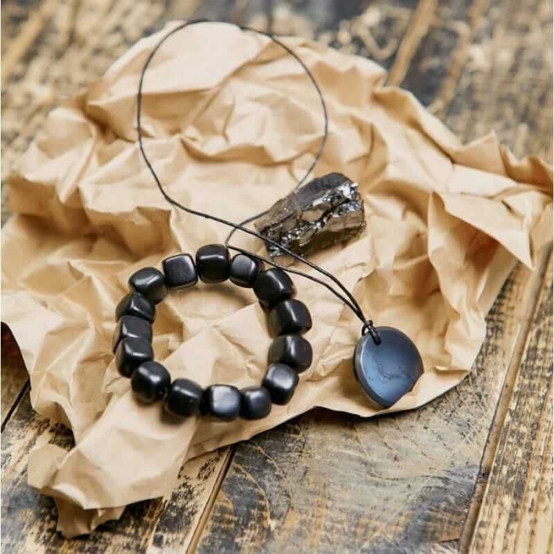 Complete Shungite Set for EMF Protection and Root Chakra Balancing - 3 Pieces - Great Value - GroundedKiwi.nzJewellery set Jewellery setcrystalemfnecklace