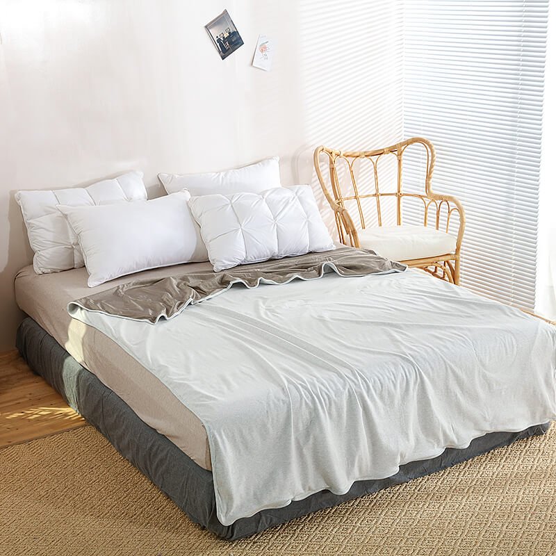 Earthing Blanket / EMF Shielding - 150cm X 216cm with Earthing Connection - GroundedKiwi.nzBedding Bedding5gadd onblanket