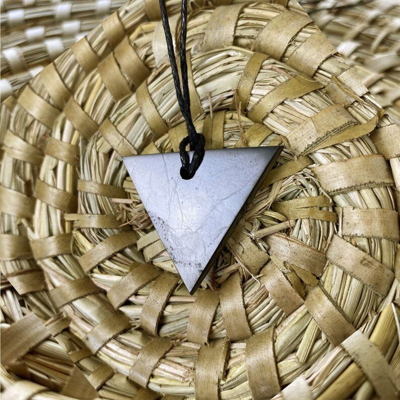 SHUNGITE Pendant 