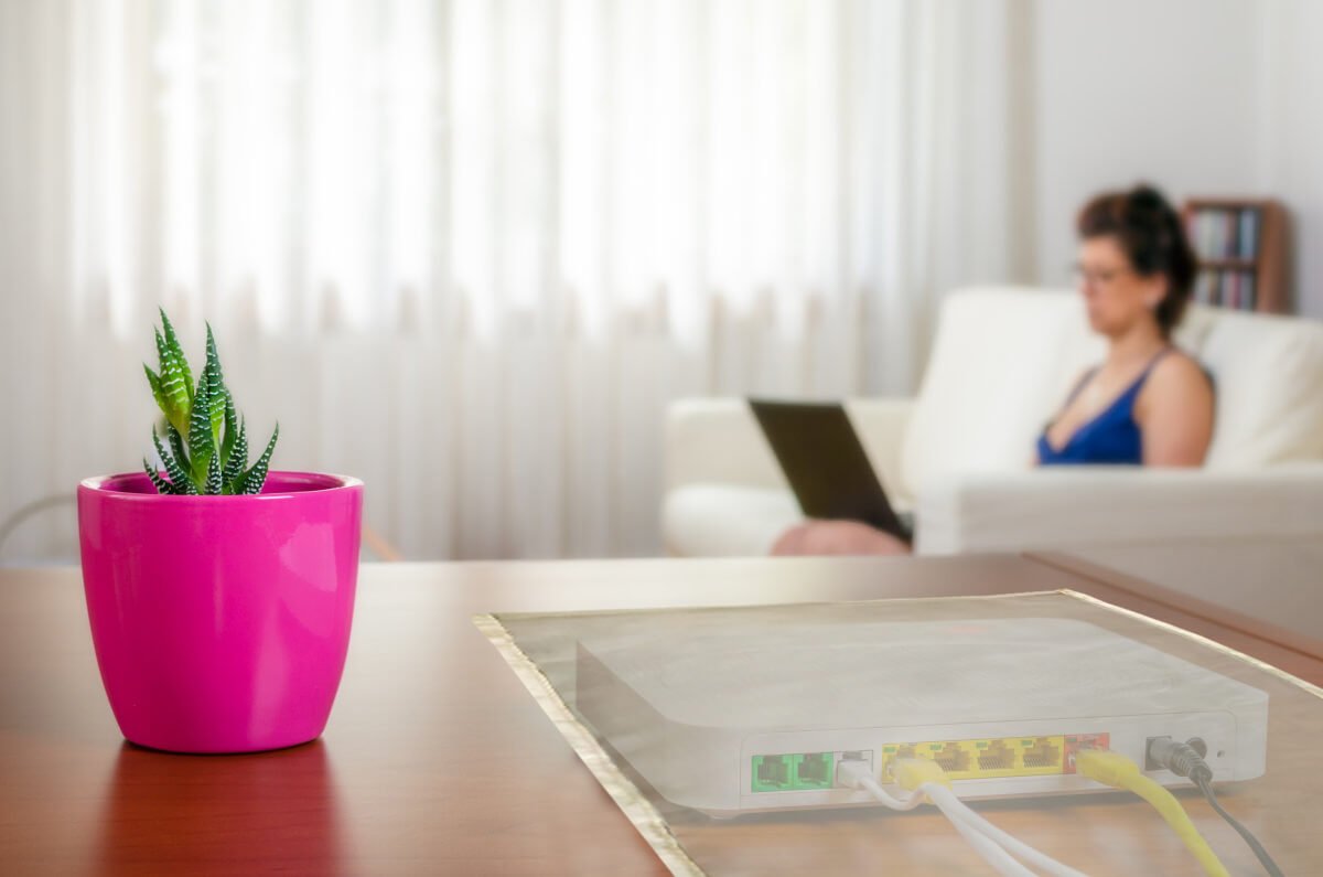 Universal WiFi Router Signal Tamer - Effectively Reduces Radiation and EMF Emissions - GroundedKiwi.nzWifi Router Signal Tamer Wifi Router Signal Tamerbagblockingcover